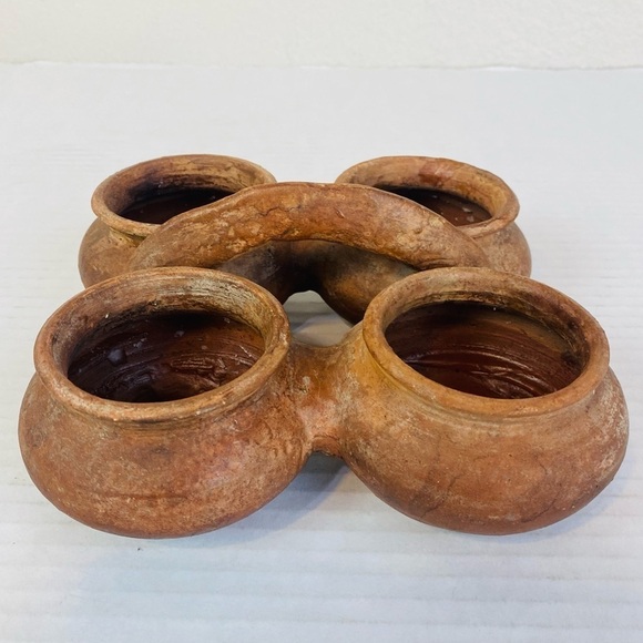 4 Section Primitive Rustic Clay Pot W/ Handle 8” x 8” x 3” - Picture 4 of 10